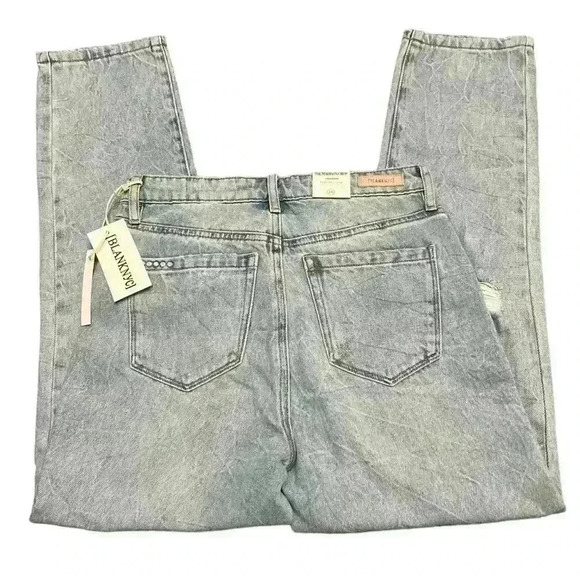 BlankNYC The Madison Crop - Picture 6 of 8